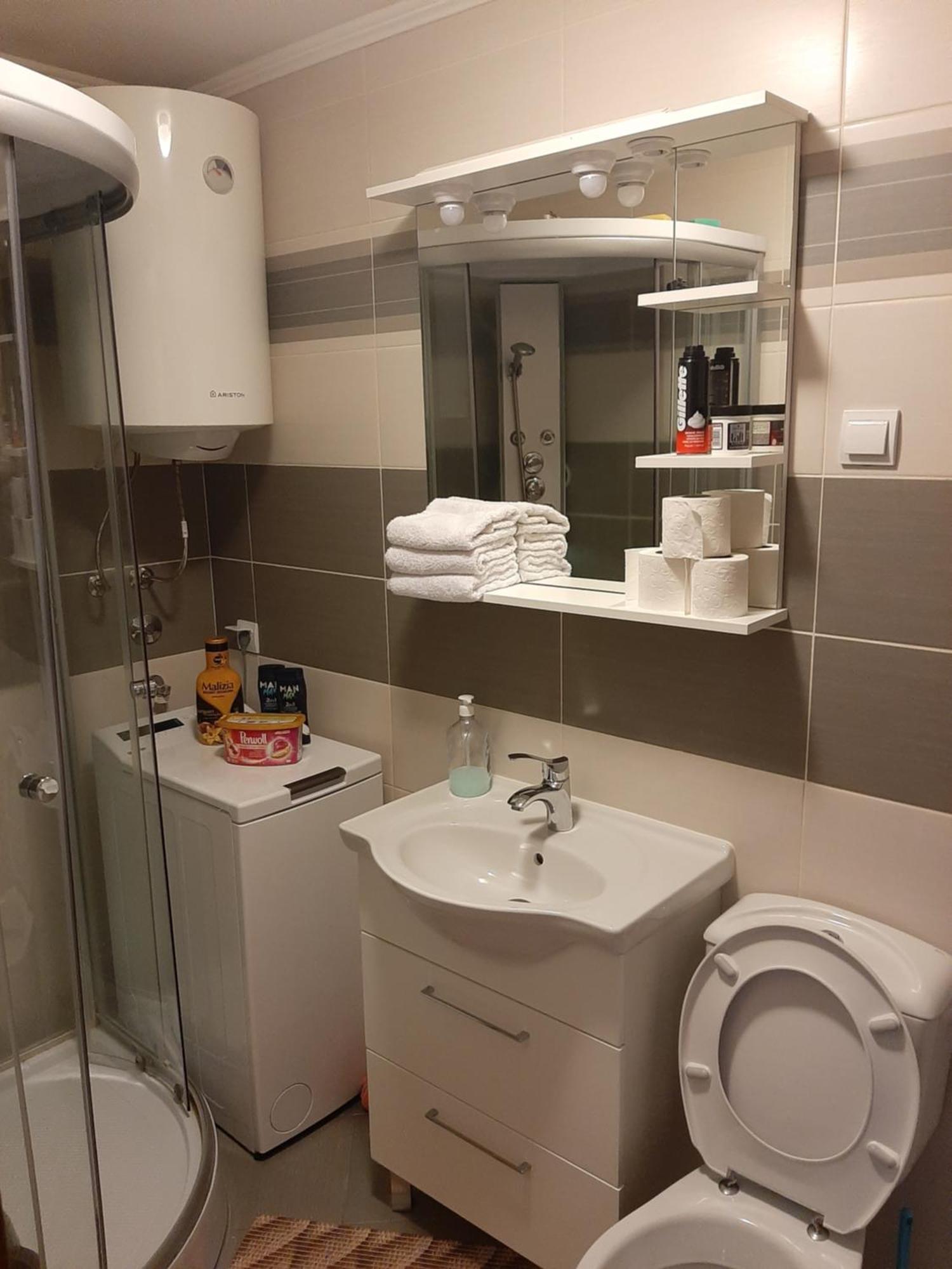 Apartmani Mia Vuksanovic سيتينيي الغرفة الصورة