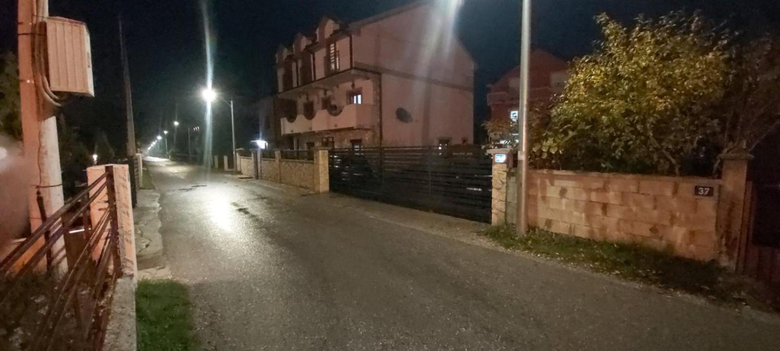 Apartmani Mia Vuksanovic سيتينيي الغرفة الصورة